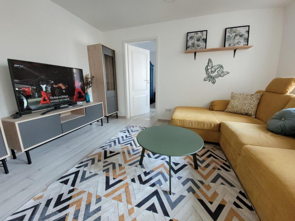 Lovely Apartment Near City Center Kluž Exteriér fotografie
